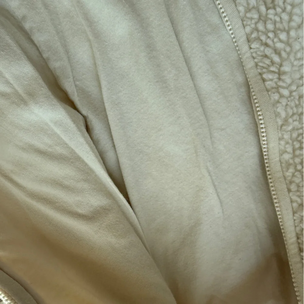 Baby GAP Sherpa Footie Bear One piece Hooded Soft Cream 6-12 months